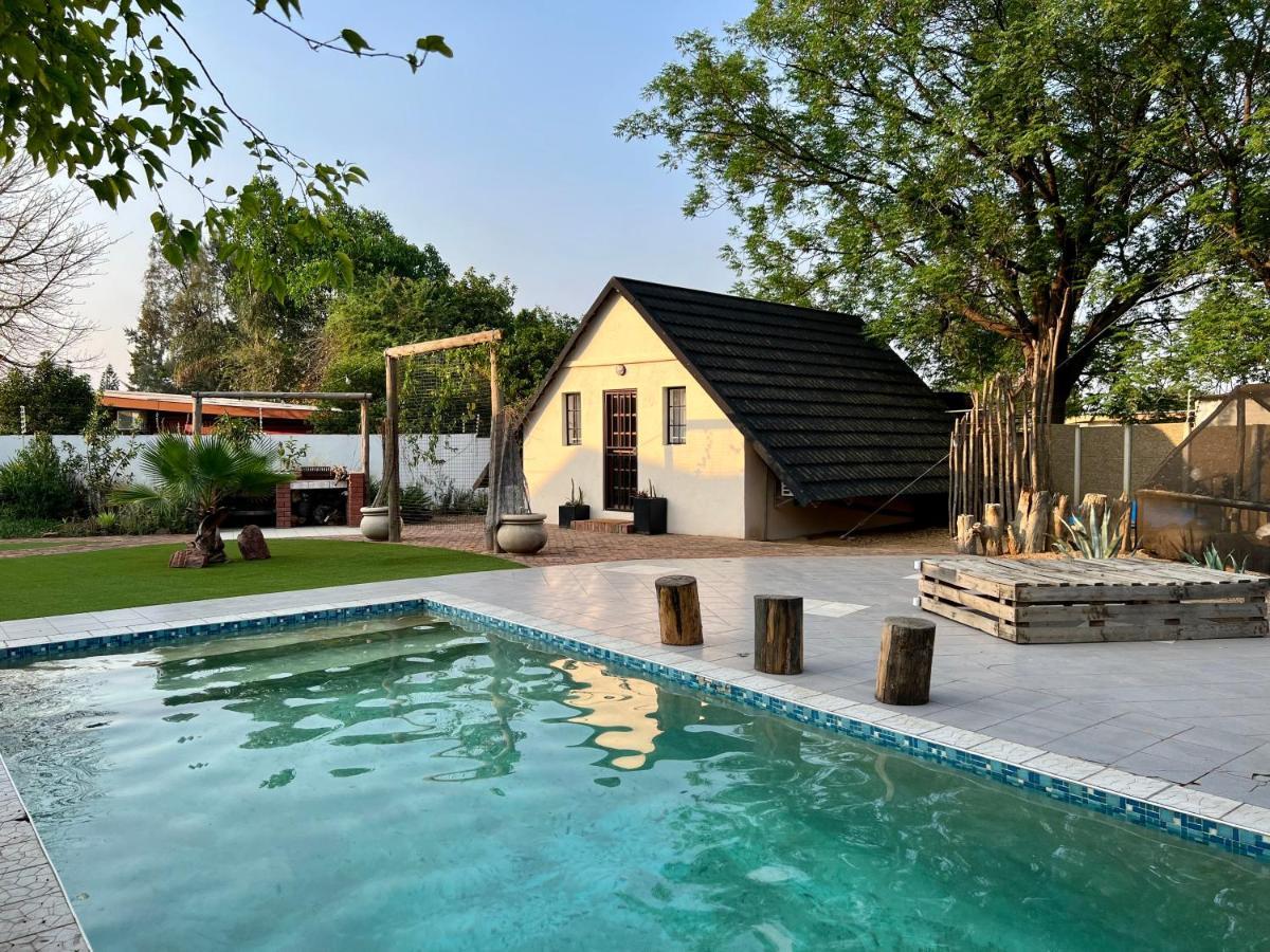 Cosy City Cottage Gaborone Kültér fotó